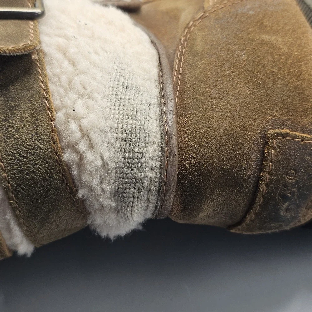 UGG Boots Women's 6.5 Blayre II Brown Leather Shearling Cuff Buckle Side